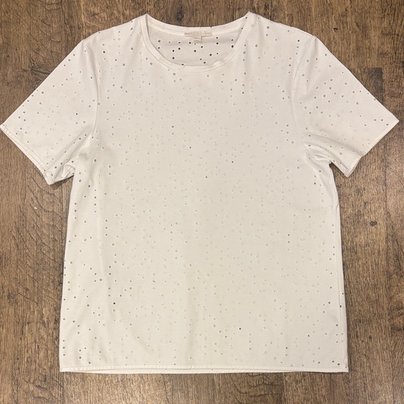 COS Oversized White Top with Accents - Picture 2 of 11